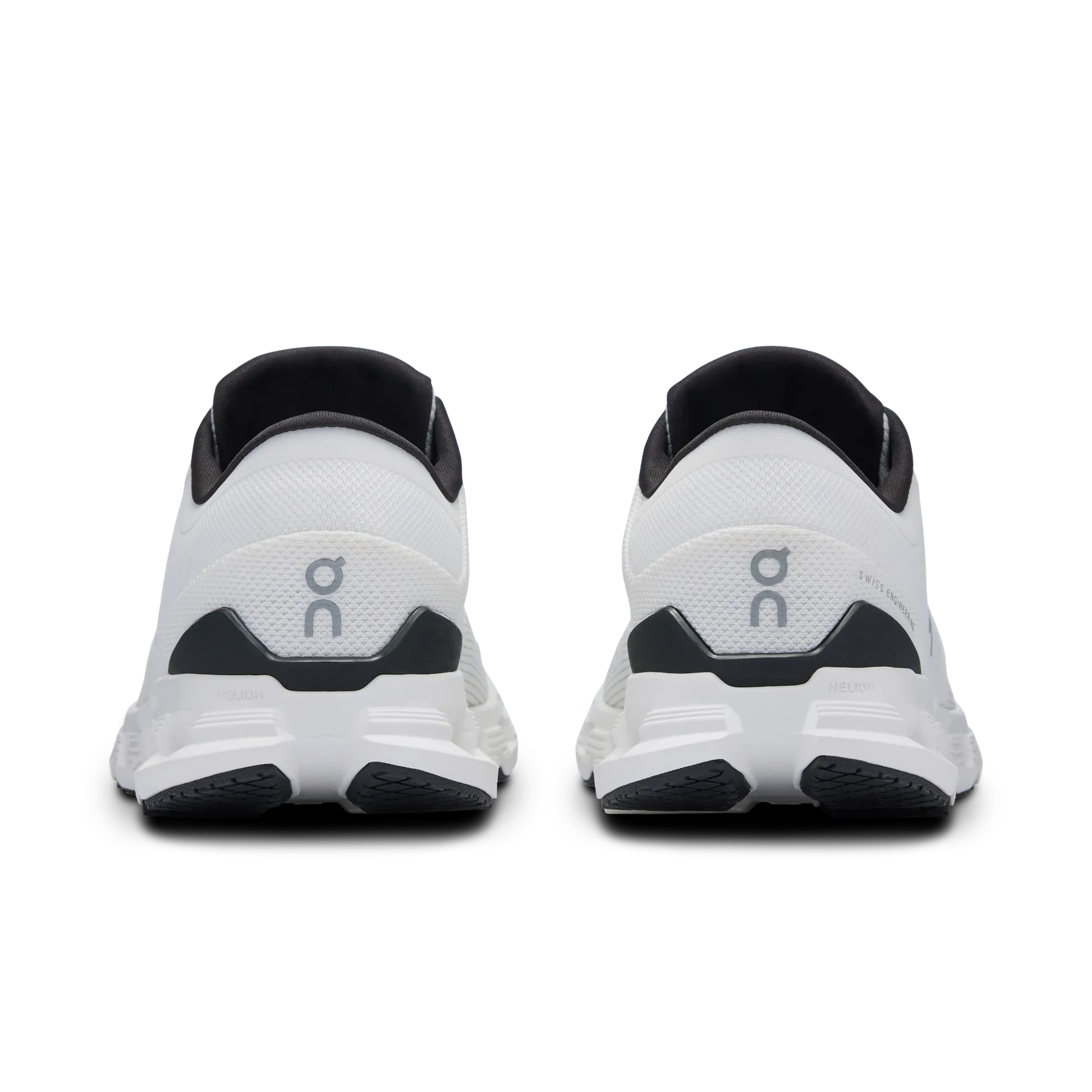 On Cloud X 4 – Ivory white
