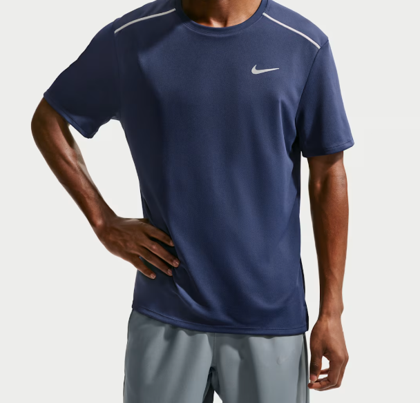 Nike Men’s Dri-FIT Quick Dry Short Sleeve Running Top Breathable Sports T-Shirt for Gym Training & Fitness-Black